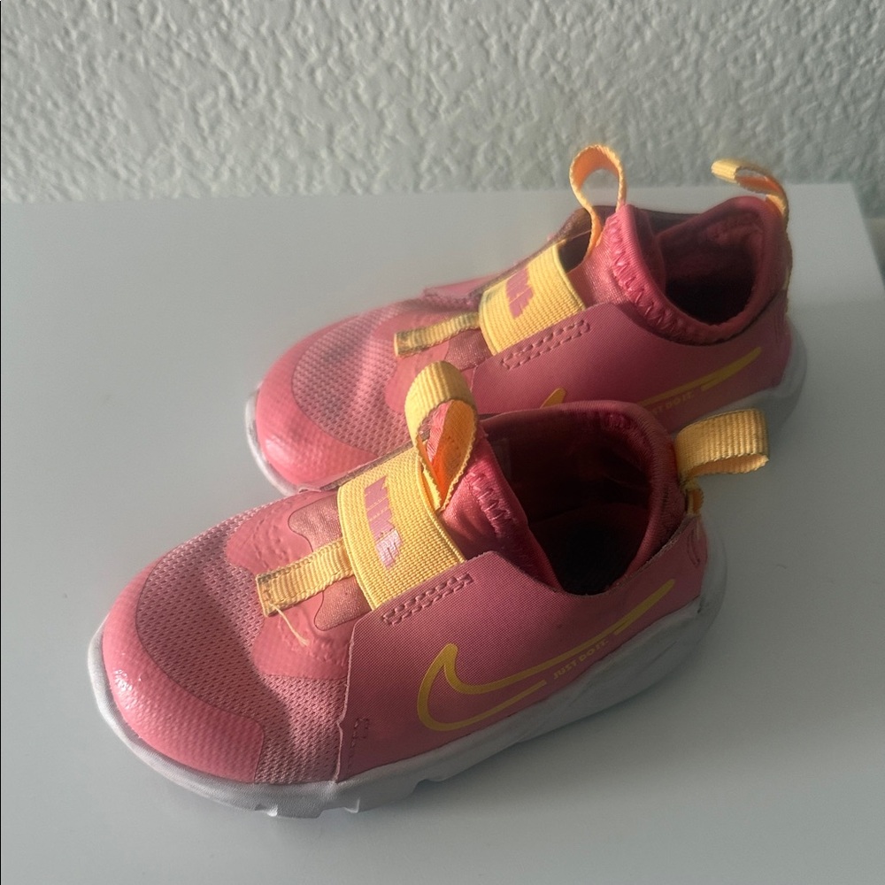 Nike toddler Girl Pink and Orange Sneakers